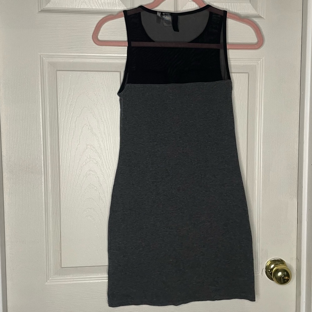 āļø(6) divided| grey body con dress with black mesh - Picture 2 of 4